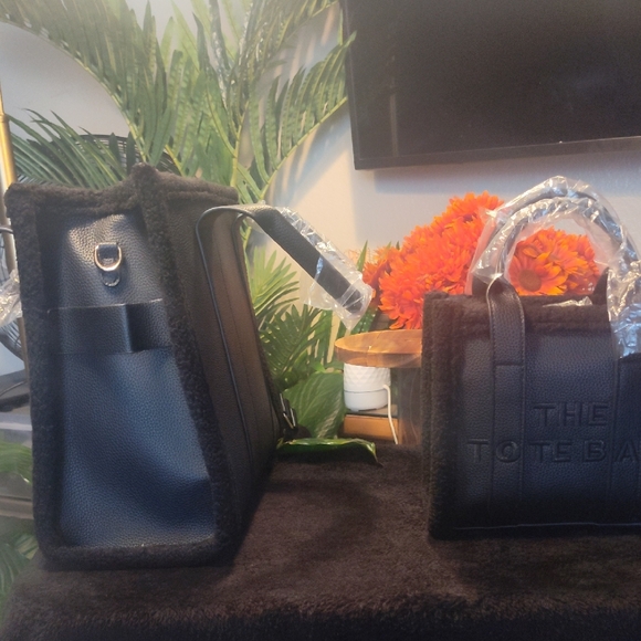 Black Tote Bag - Picture 11 of 12